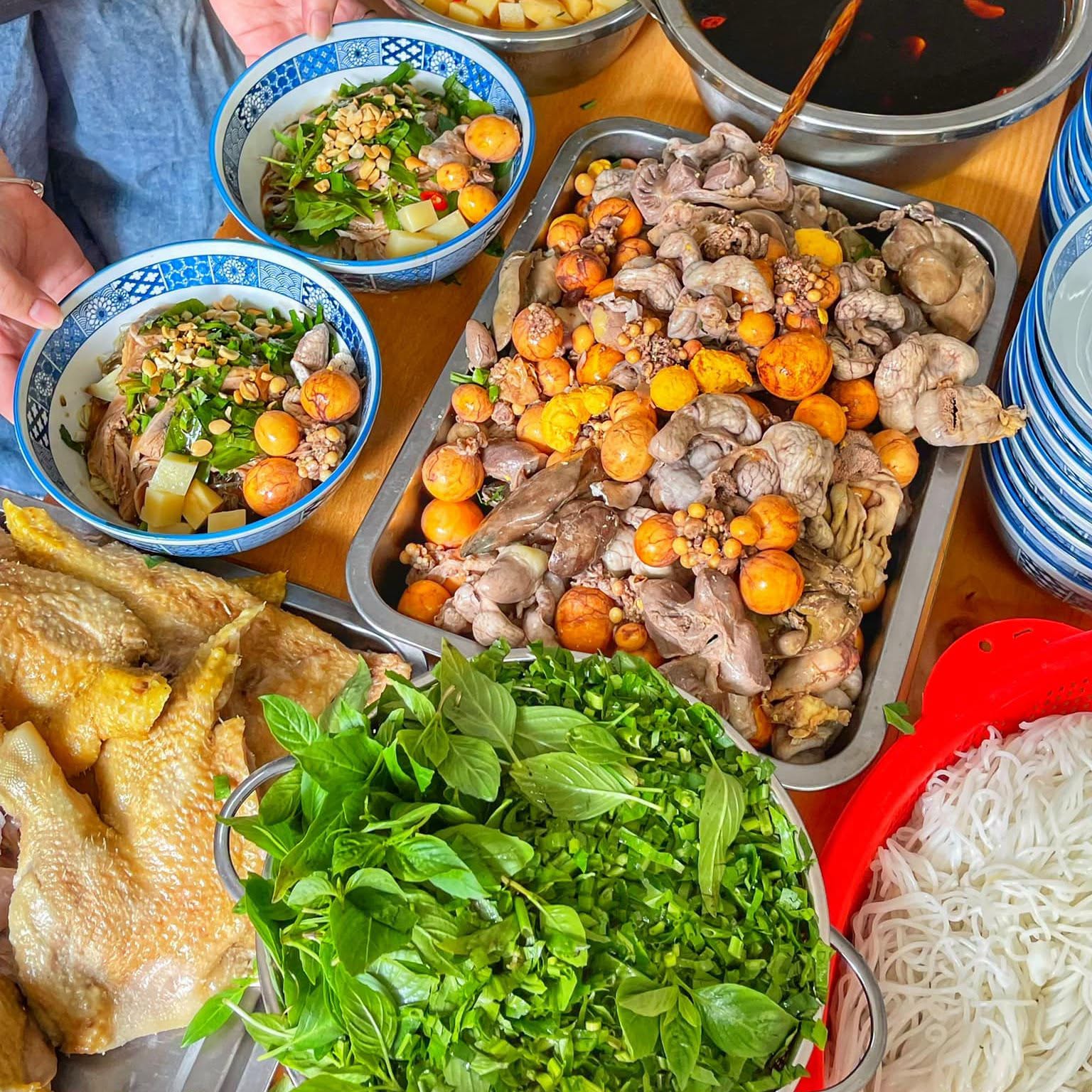 Bún ngan trộn