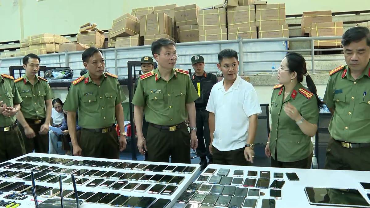 Phát hiện nhóm nghi phạm Trung Quốc tổ chức đào lửa công nghệ cao tại Việt Nam 1 721340161 1681643583170298 5424037398279032604 n