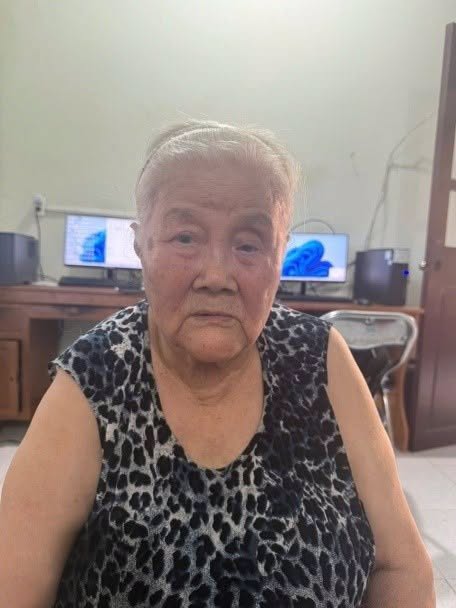 Công an phường Hoàn Kiếm bắt giữ đối tượng truy nã sau hơn 21 năm lẩn trốn 1 722119281 979440121373915 8543423471759240142 n